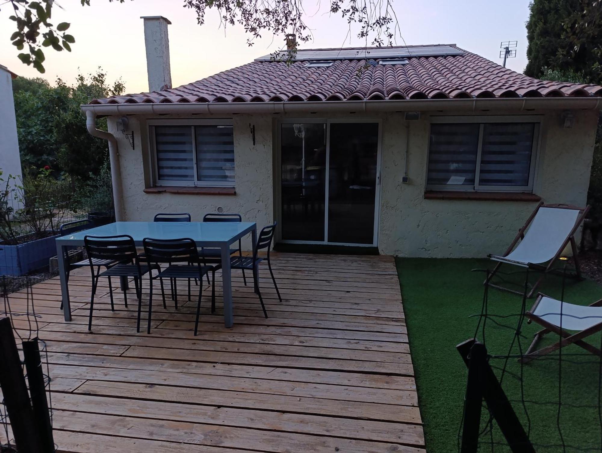 Maison De Campagne Lançon-Provence Exteriör bild