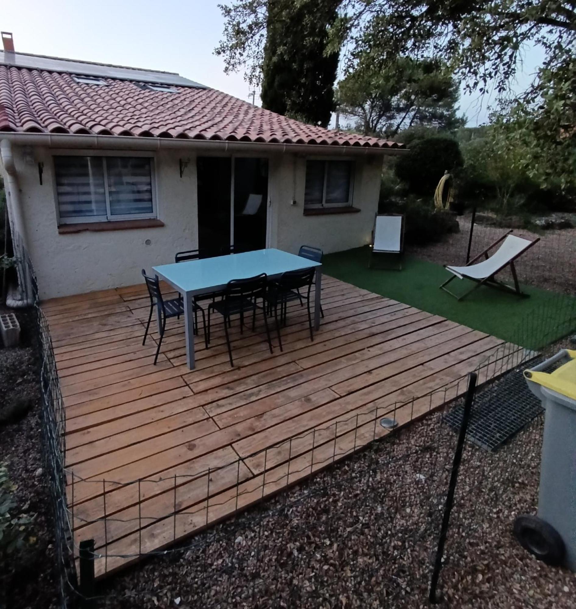 Maison De Campagne Lançon-Provence Exteriör bild